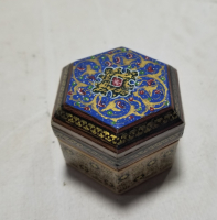 MARKUTERİ İŞÇİLİKLİ EL BOYAMA ANTİKA KUTU MARKUTERİ İŞÇİLİKLİ EL BOYAMA ANTİKA KUTU